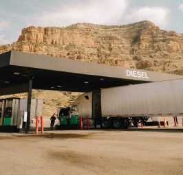 Entenda a relação do aumento do combustível e do transporte de cargas